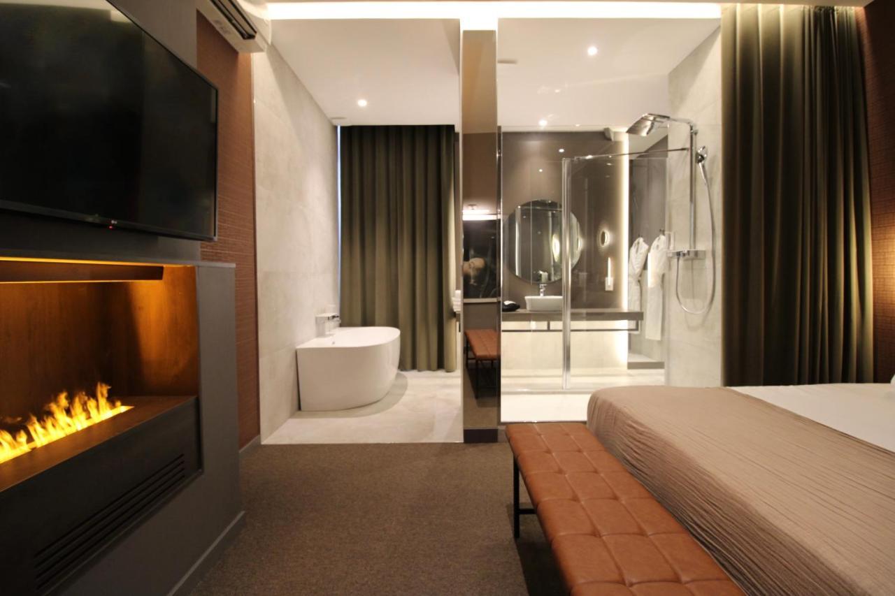 Mihotel Sala Лион Экстерьер фото