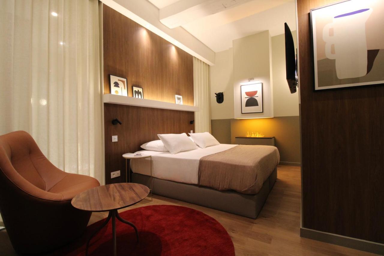 Mihotel Sala Лион Экстерьер фото